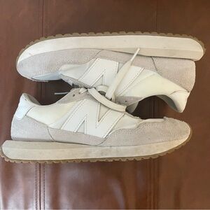 New Balance 237 White and gray Sneakers